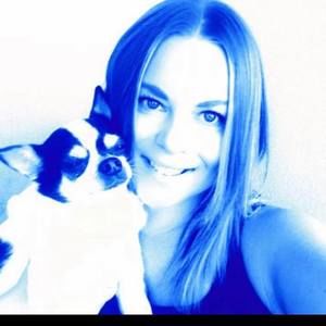 Meet your Posher, Pamela